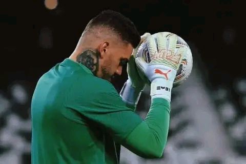 Ederson Tips Liverpool, Man City, and Arsenal as Premier League Title Contenders
